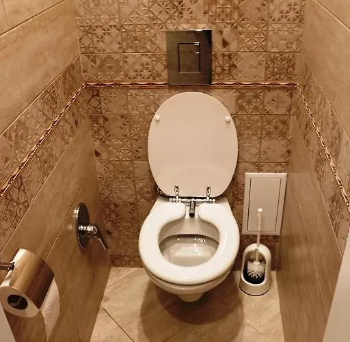 - Lets4holiday アパート