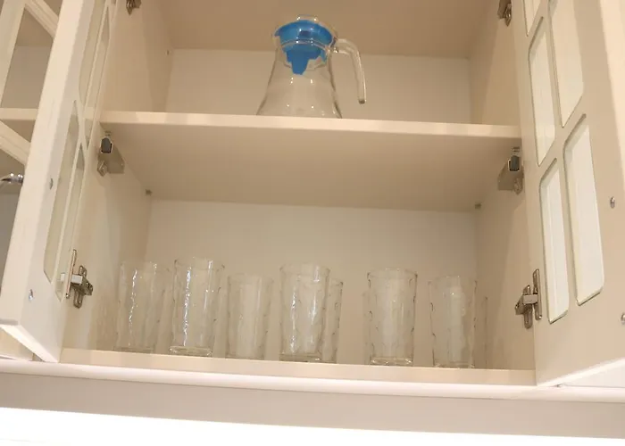 - Lets4holiday Варна